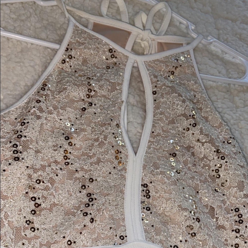 White and Gold Flowy Dress - Picture 2 of 3